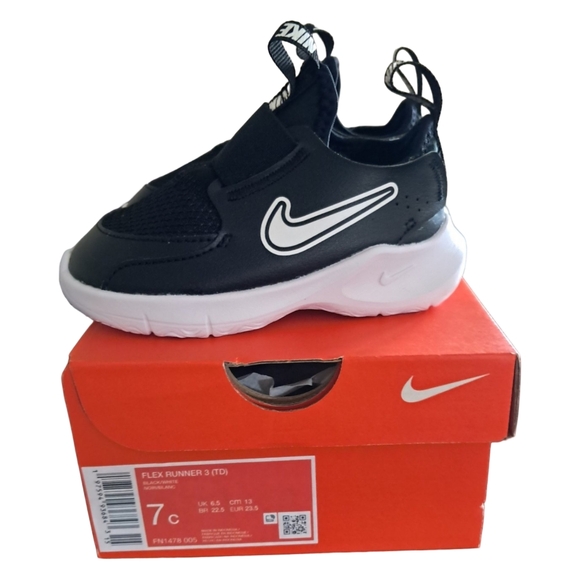 nike flex runner size 7